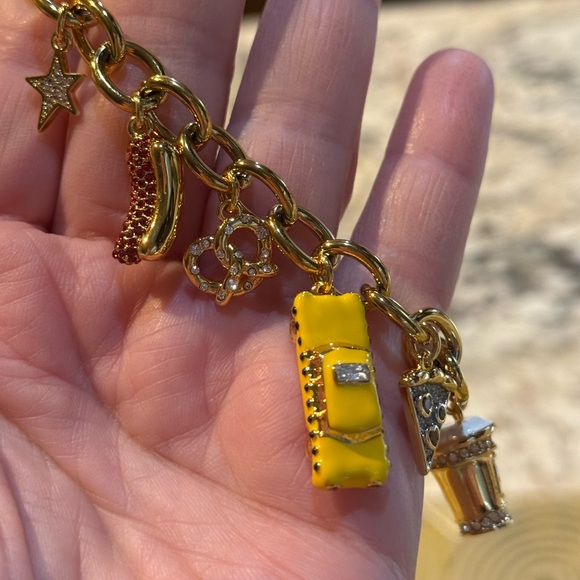 NEW kate spade new york Hit The City Charm NYC Gold Tone Bracelet 7.25”-8.75” - Picture 7 of 15